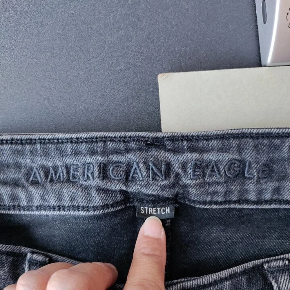 American Eagle Mom Jeans Stretch High-Rise Ankle 90's Dark Denim 2 Womens